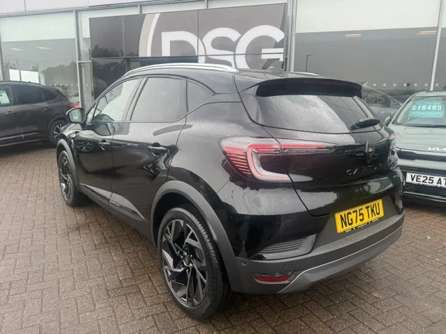 Renault Captur 1.8 E-tech Full Hybrid 160 Esprit Alpine Black #3
