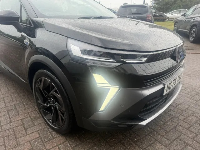 Renault Captur 1.8 E-tech Full Hybrid 160 Esprit Alpine Black #5
