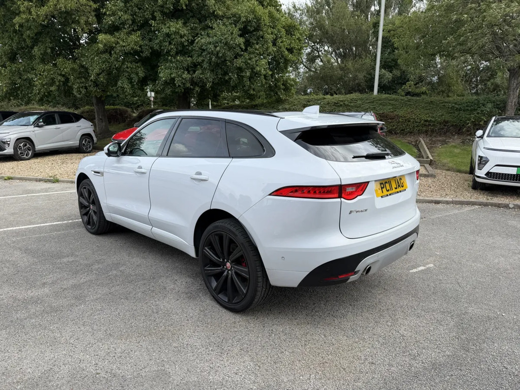 Jaguar F-Pace 3.0 Supercharged V6 S Awd White #3