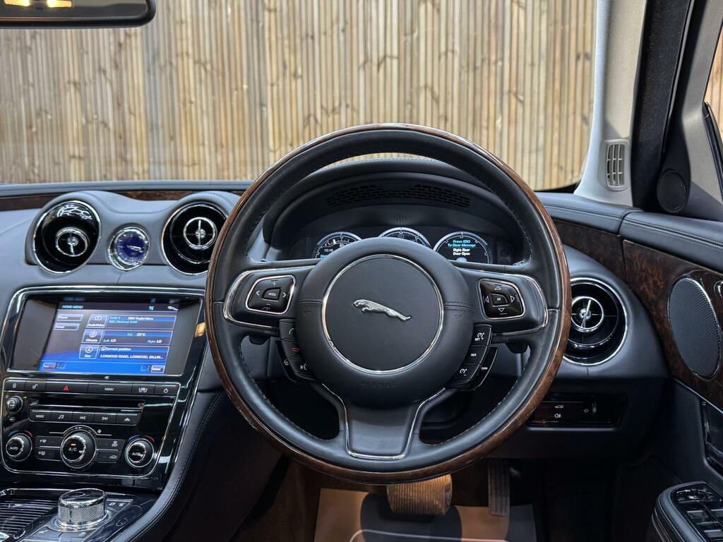 Jaguar XJ  Blue #20
