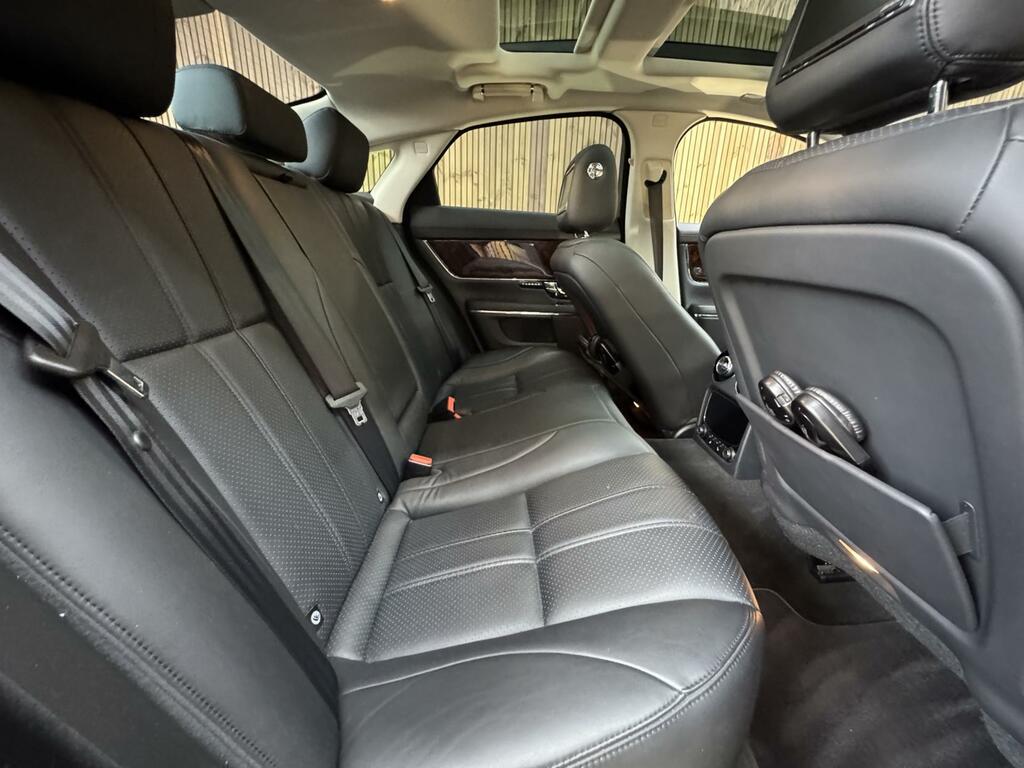 Jaguar XJ  Blue #18
