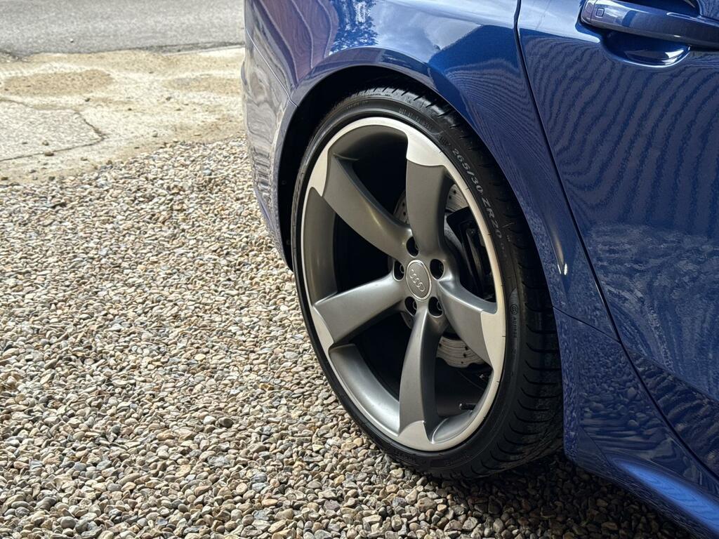 Audi RS4 Avant 4.2 Fsi V8 Black #11