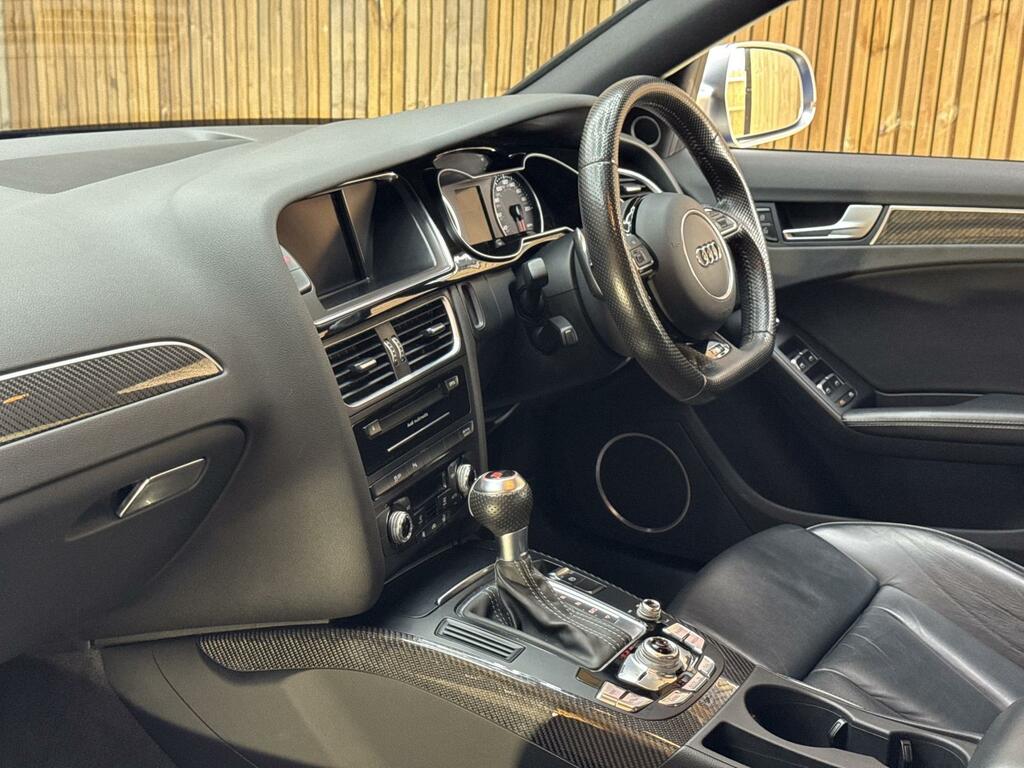 Audi RS4 Avant 4.2 Fsi V8 Black #29
