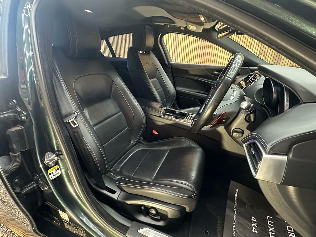 Jaguar XE 2L Portfolio Blue #30