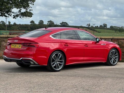 Audi A5 2.0 Tfsi 40 Red #4