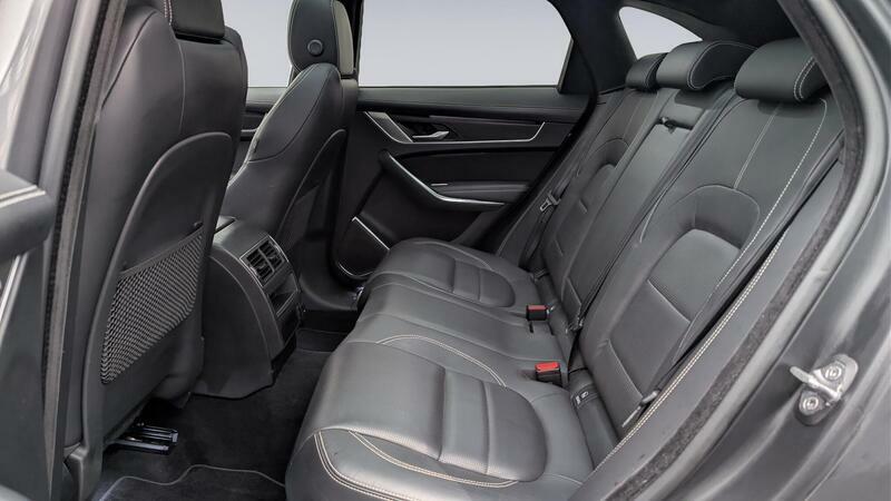 Jaguar F-Pace 2.0 D200 R-dynamic Hse KR21TVJ Grey #4