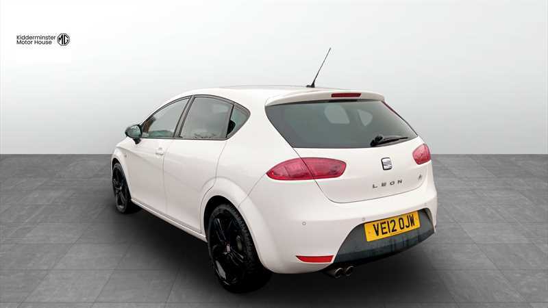 Seat Leon 2.0 Tdi Cr Fr Hatchback Euro 5 White #3