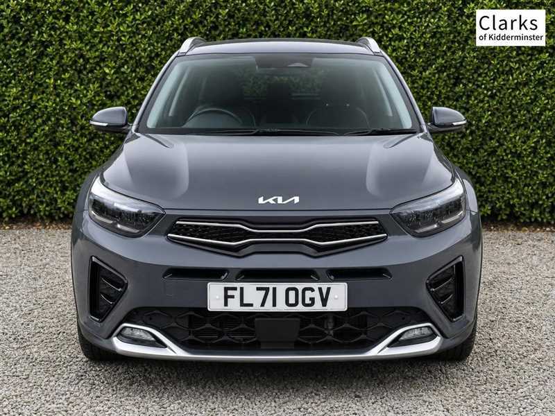 Kia Stonic 1.0 T-gdi Mhev Gt-line Suv Hybrid Dct E Grey #2