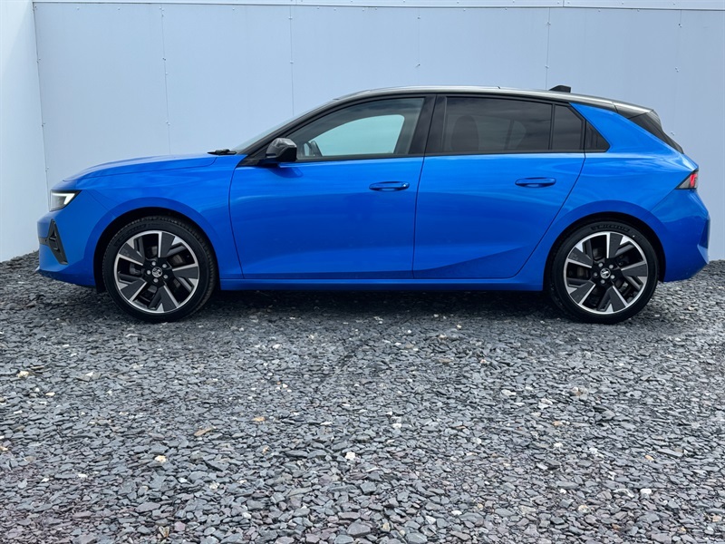 Vauxhall Astra 54Kwh Ultimate Hatchback 156 Ps BP74VSV Blue #4