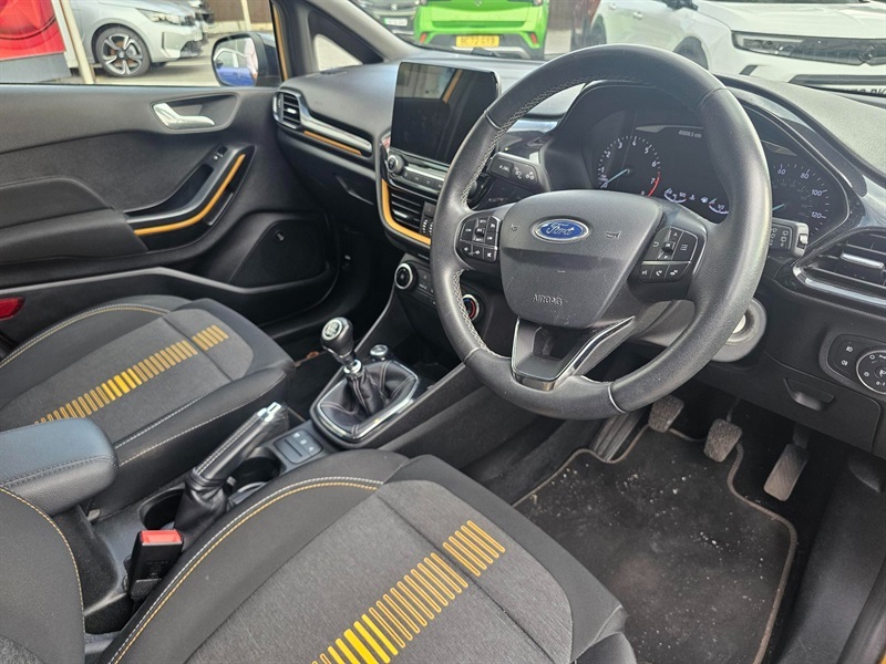 Ford Fiesta 1.0T Ecoboost Active Bo Play Hatchback Yellow #6