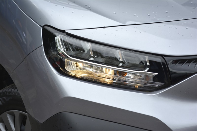 Citroen Berlingo Driver White #30
