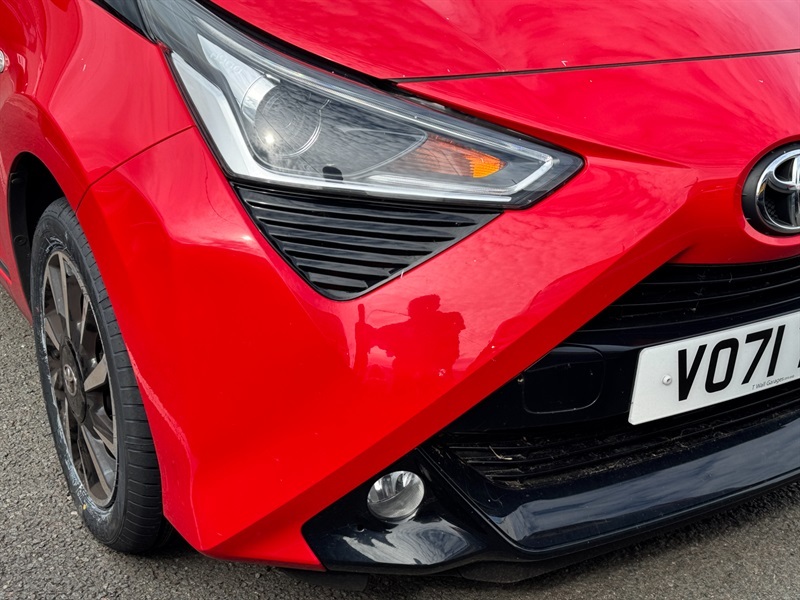 Toyota Aygo 1.0 Vvt-i X-trend Hatchback Euro Red