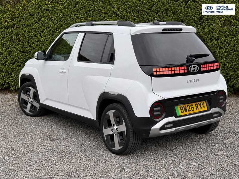 Hyundai Inster Long Range 49Kwh 02 Suv 115 Ps White #6