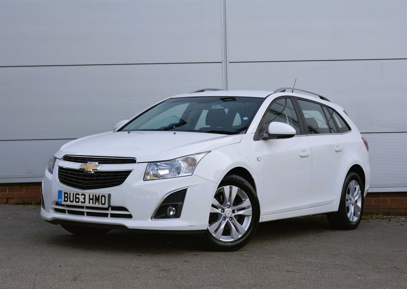 Chevrolet Cruze 1.7 Vcdi Ltz Estate Euro 5 Ss White #2