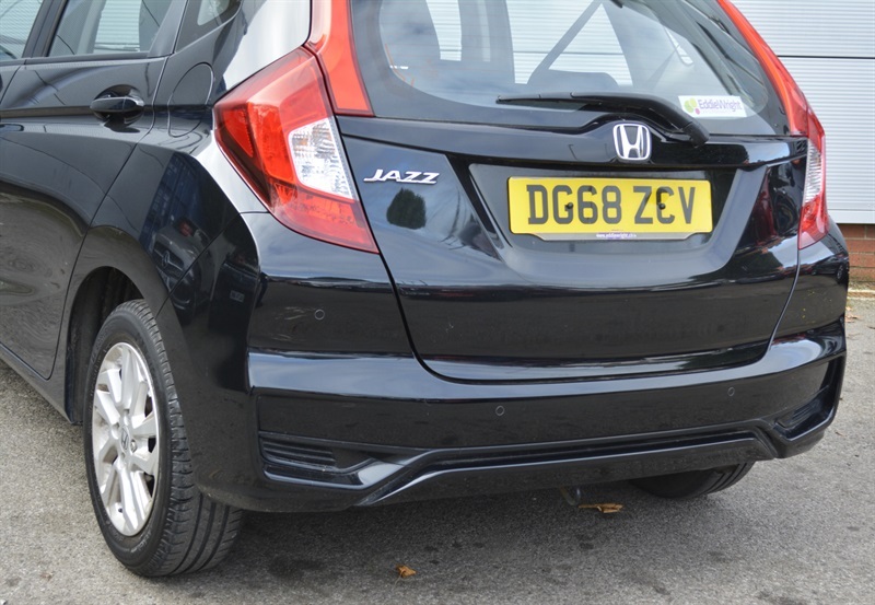 Honda Jazz 1.3 I-vtec Ex Navi Cvt Hatchback Grey #26