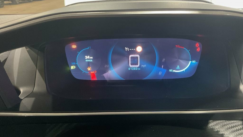 Peugeot 2008 1.2L Allure Premium Blue #2