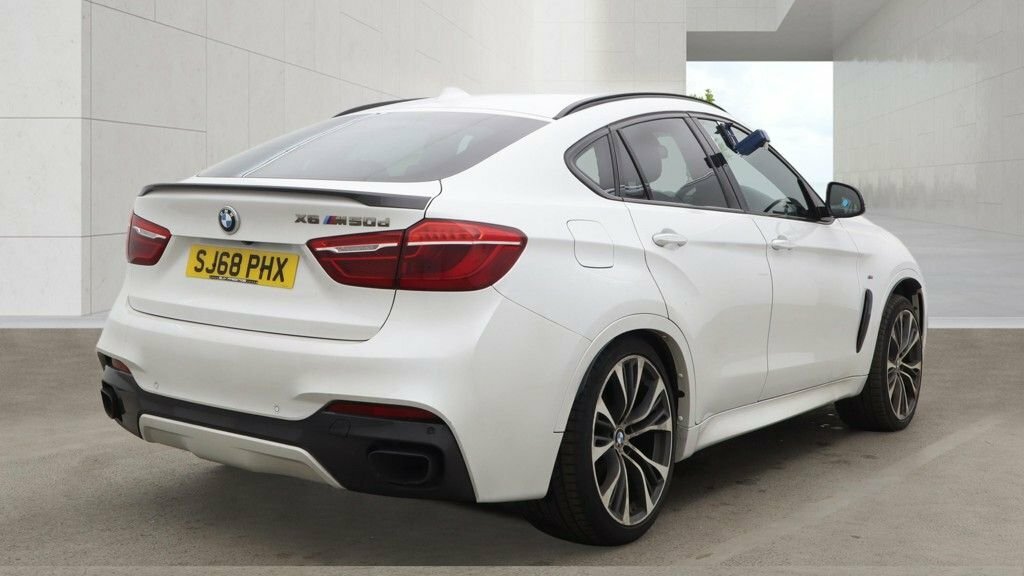 BMW X6 Suv White #4