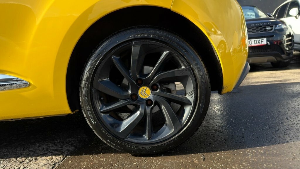 Citroen DS3 1.2 Puretech Dstyle Plus Euro 6 Ss Yellow #21