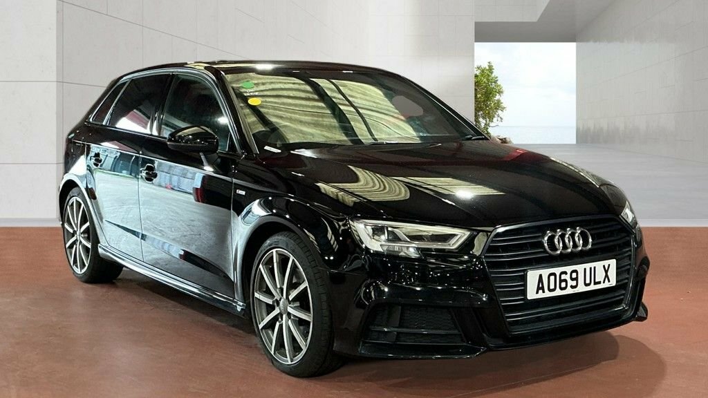 Audi A3 2L Black Edition Black