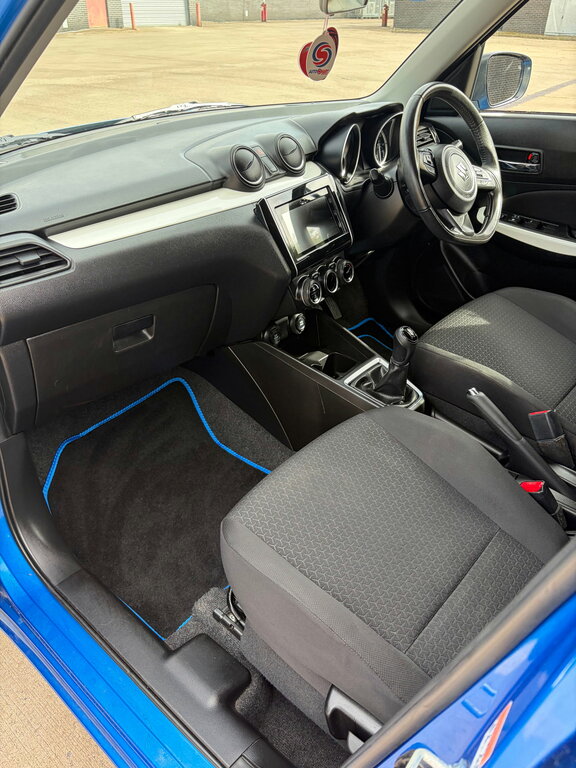 Suzuki Swift Black #10