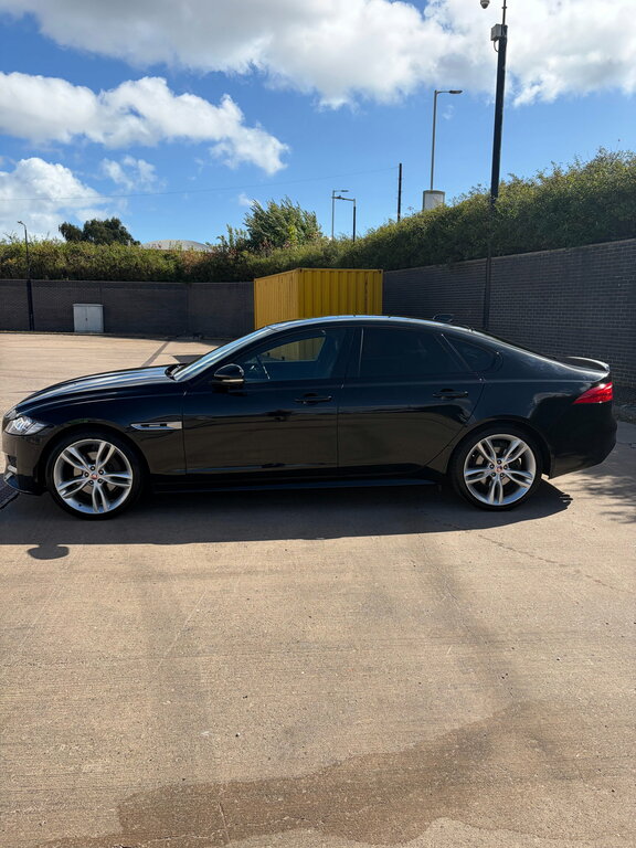 Jaguar XF 2.0D R-sport Saloon Euro 6 Ss Black #2