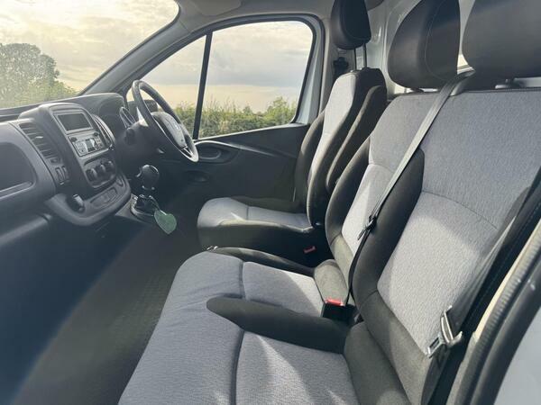 Vauxhall Vivaro 1.6 Cdti 2900 L2 H1 Euro 5 White #5