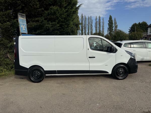 Vauxhall Vivaro 1.6 Cdti 2900 L2 H1 Euro 5 White #3