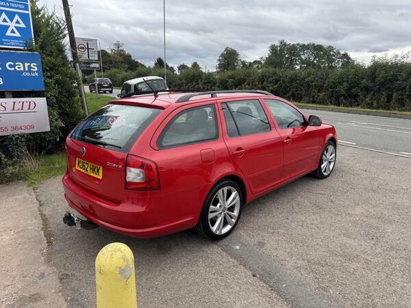 Skoda Octavia 2.0 Tdi Vrs Euro 5 Red #5