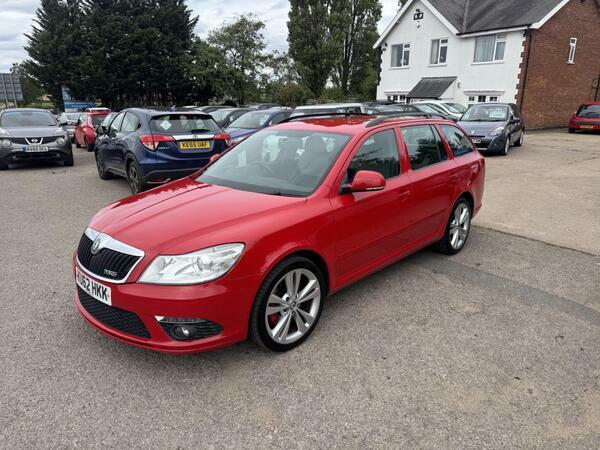Skoda Octavia 2.0 Tdi Vrs Euro 5 Red #2