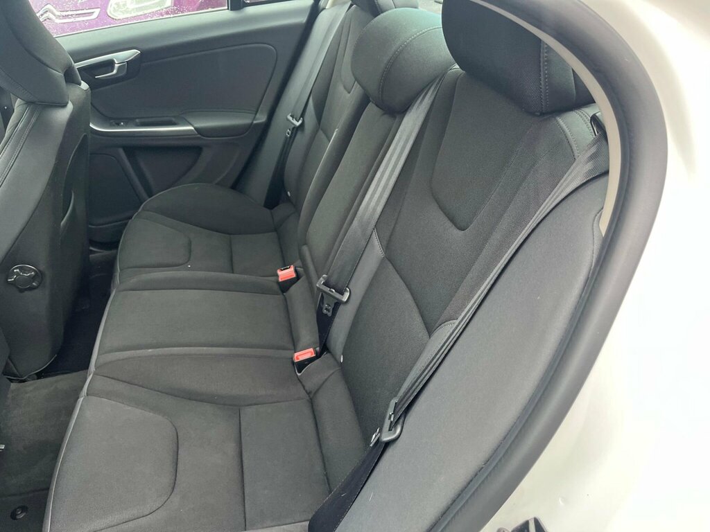 Volvo S60 D5 Se Black #26