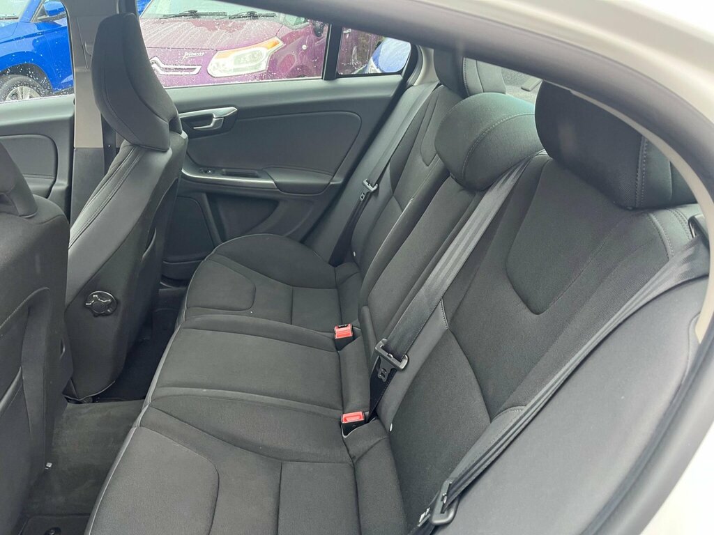 Volvo S60 D5 Se Black #27