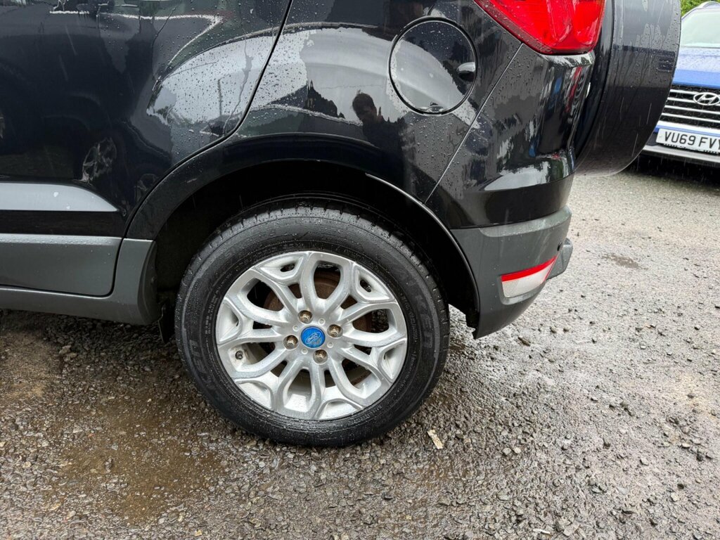 Ford Ecosport Hatchback Silver #7