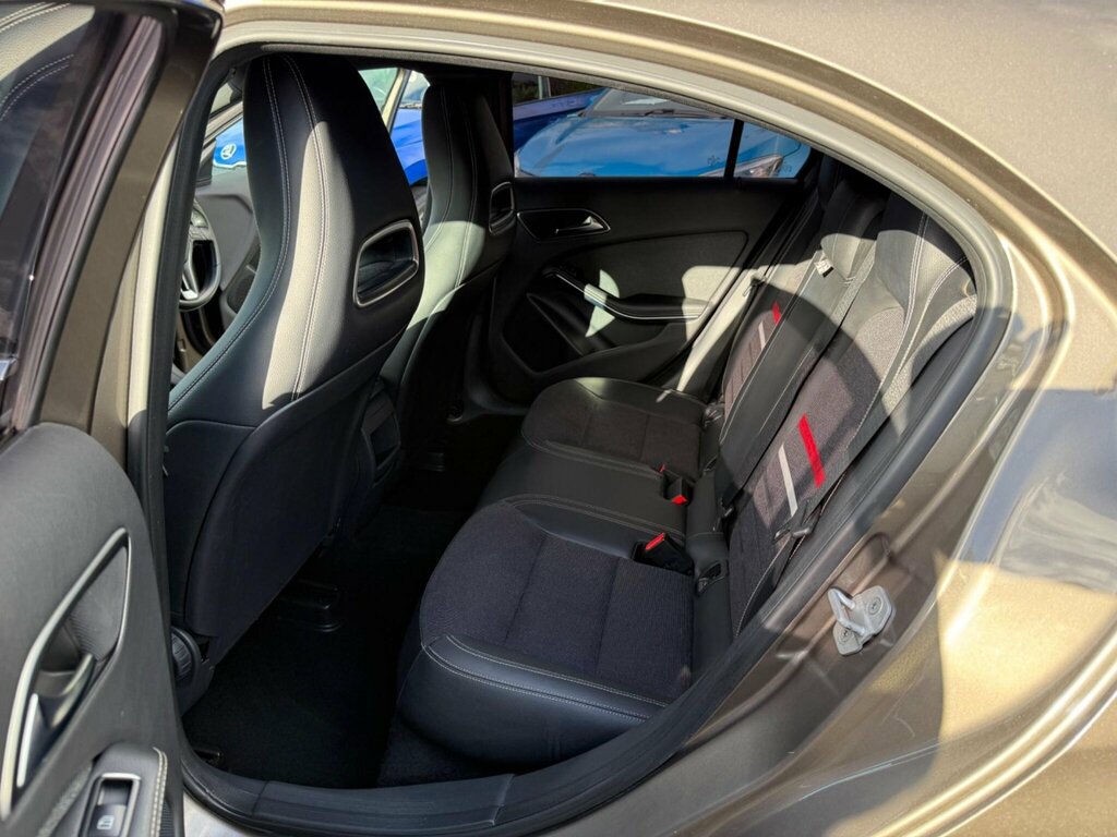 Mercedes-Benz A Class 2.0 A250 Blueefficiency Engineered By Amg 7G-dct E Blue #23