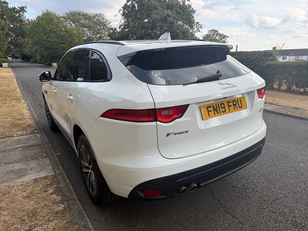Jaguar F-Pace D180 R-sport U3695 Ulez FN19FRU White #5