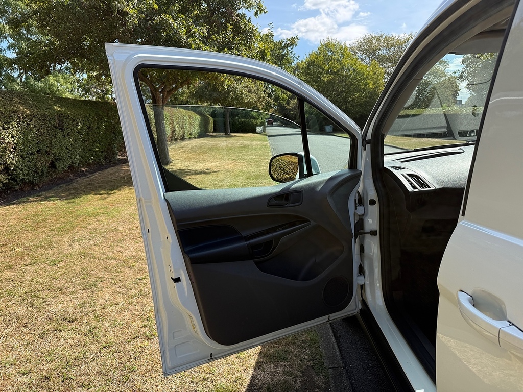 Ford Transit Connect 1.5 Ecoblue 120Ps Limited Van #24