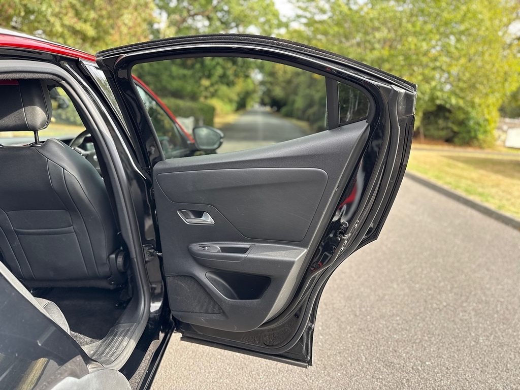 Vauxhall Mokka Elite Nav Premium Black #40