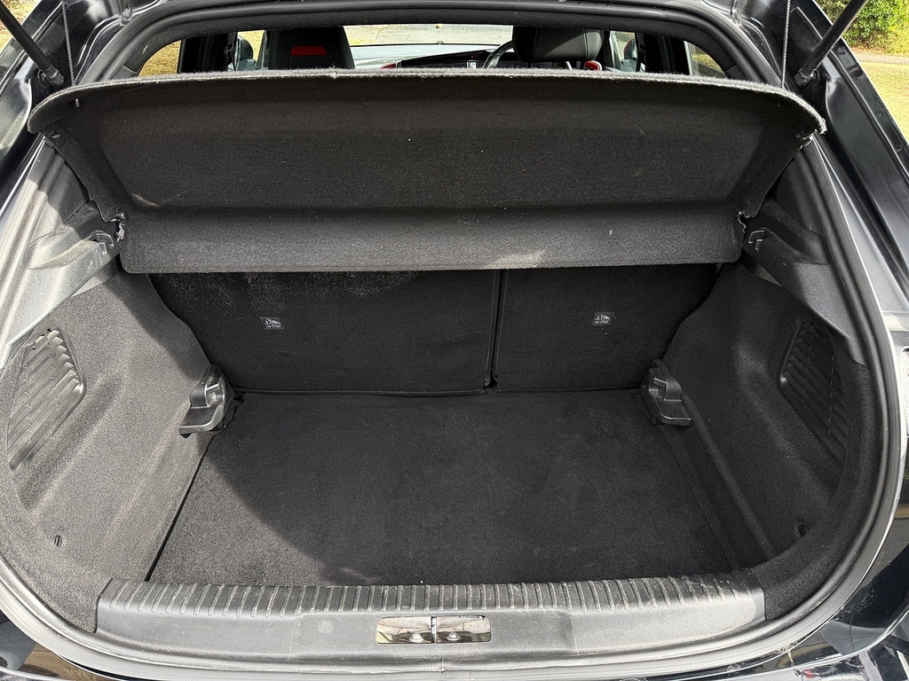 Vauxhall Mokka Elite Nav Premium Black #35