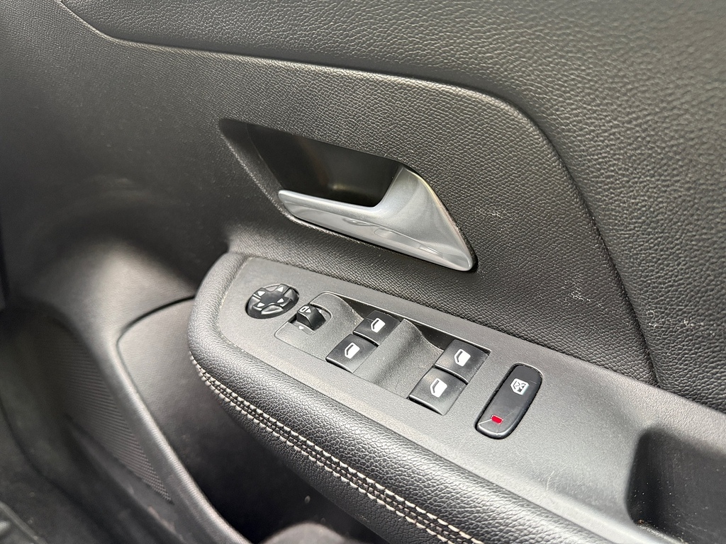 Vauxhall Mokka Elite Nav Premium Black #24