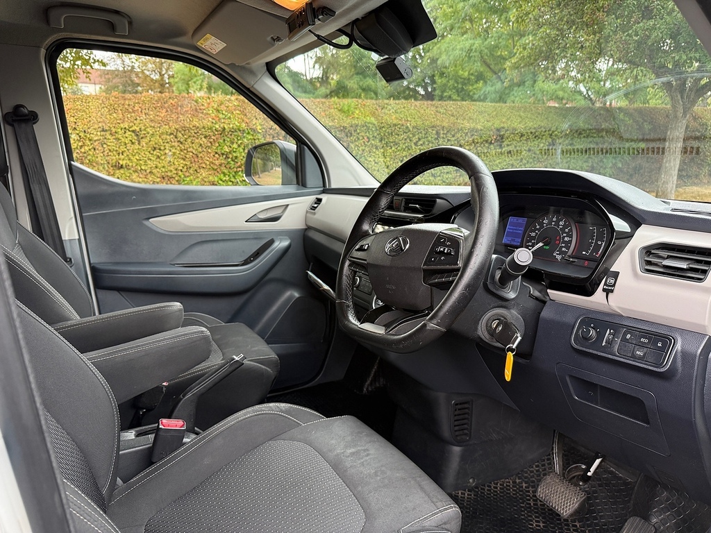 Maxus eDeliver 3 90Kw H1 Van 35Kwh Silver #24