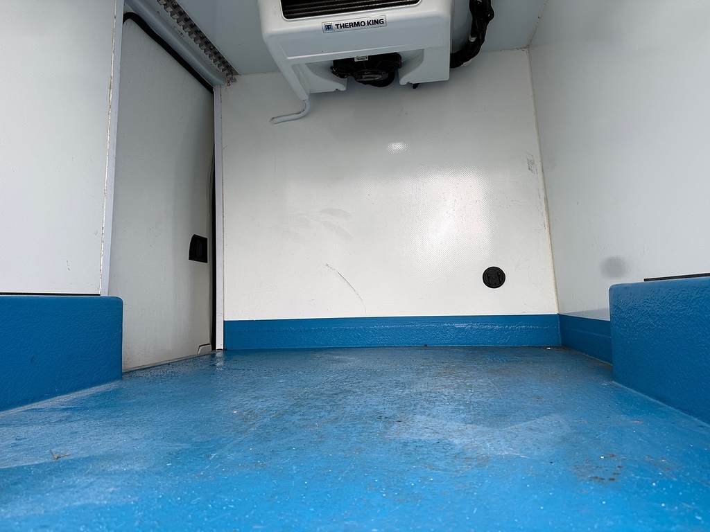 Maxus eDeliver 3 90Kw H1 Van 35Kwh Silver #11
