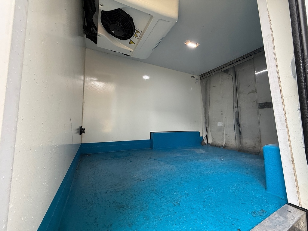 Maxus eDeliver 3 90Kw H1 Van 35Kwh Silver #31