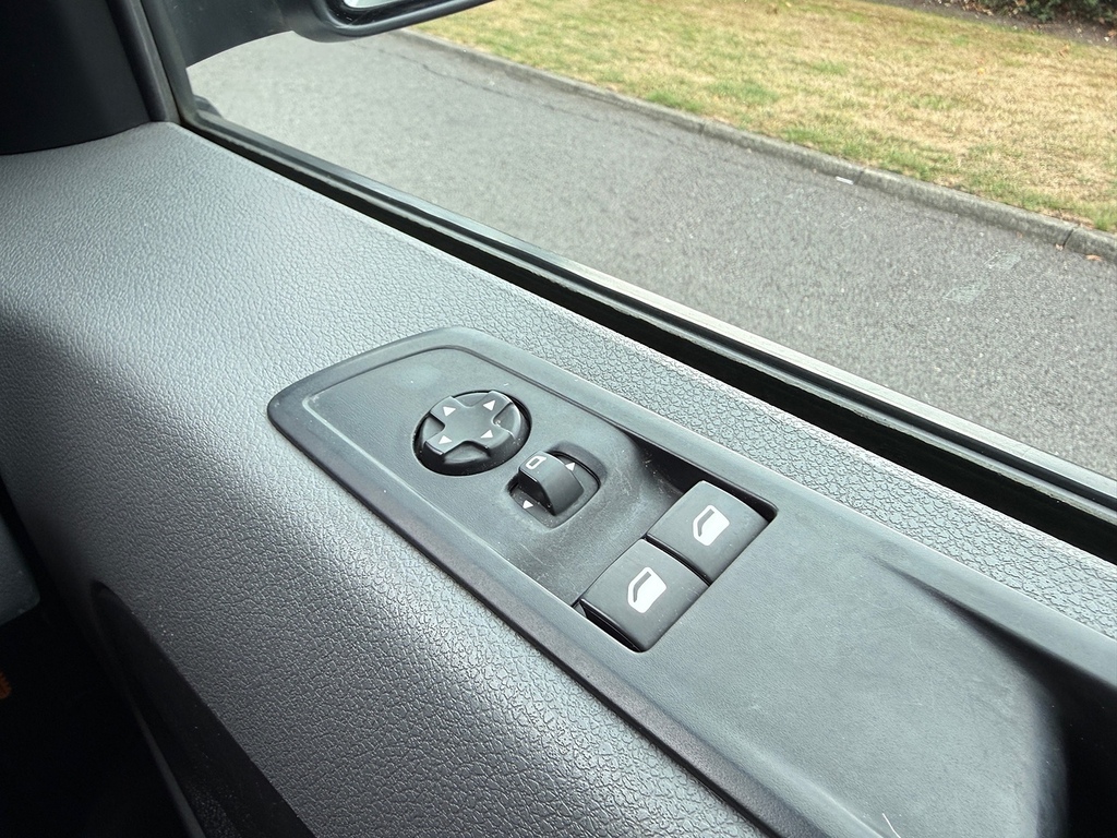 Vauxhall Vivaro 1.6 Cdti 2700 Sportive Panel Van Black #14