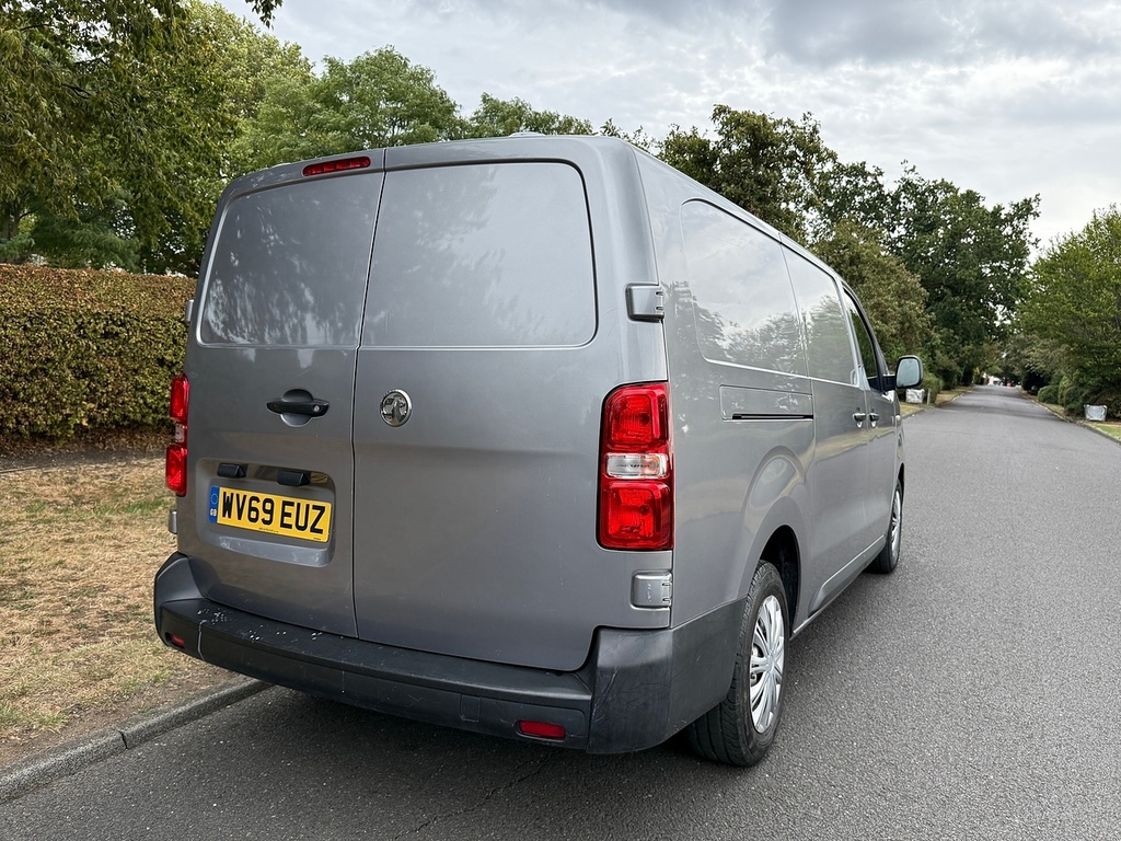 Vauxhall Vivaro Turbo D 2900 Edition U3746 Ulez Grey #3