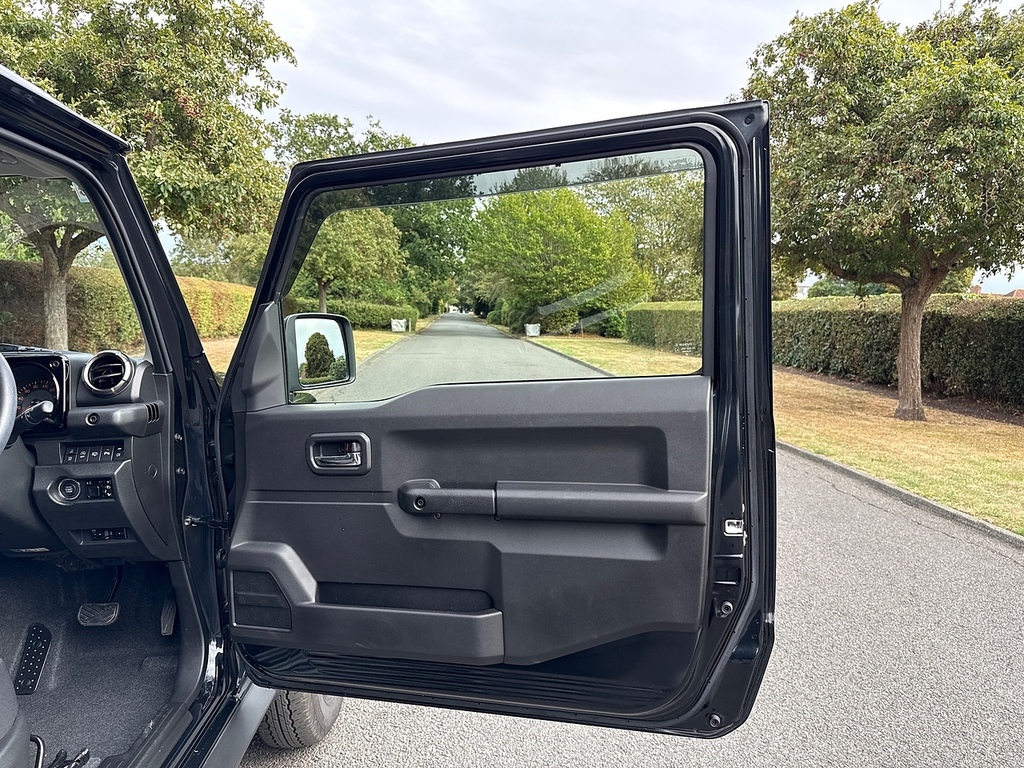Suzuki Jimny Suv Grey #32