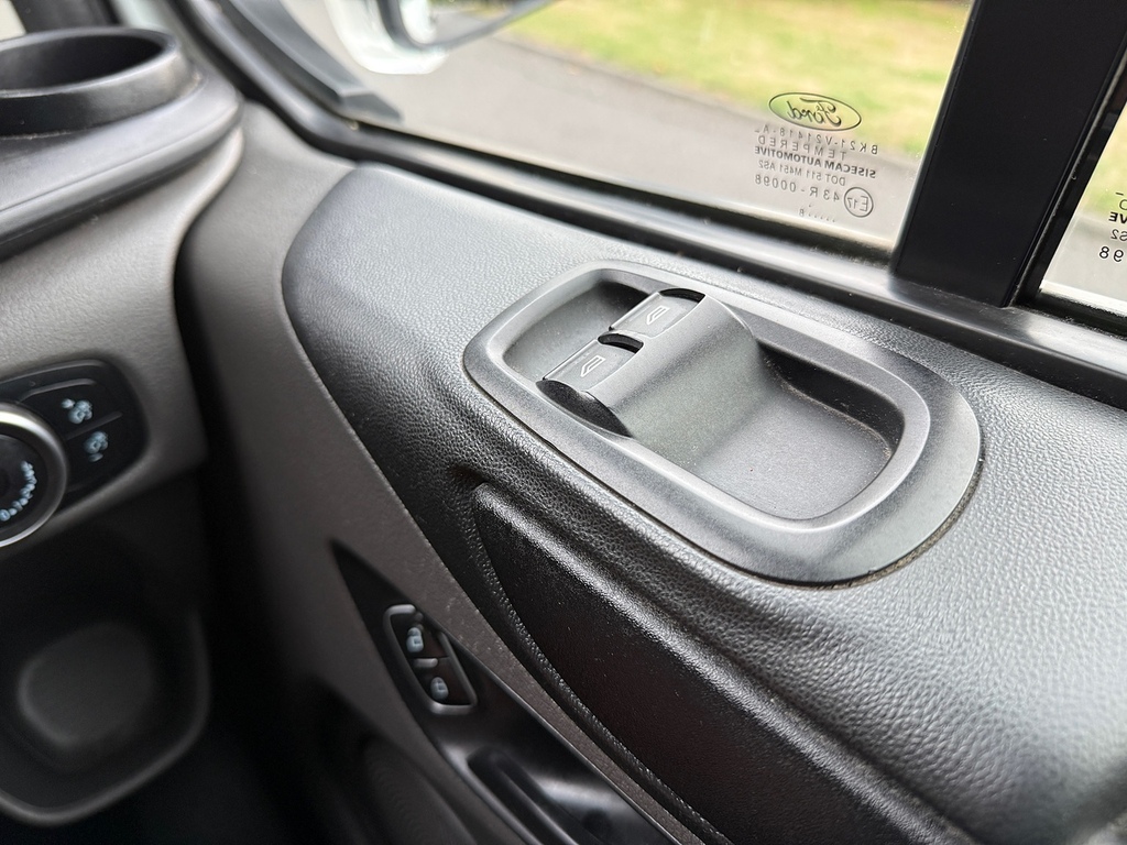 Ford Transit Custom 280 Limited 2.0 Tdci 130 Air Con Cruise Fr Sensor Grey #18