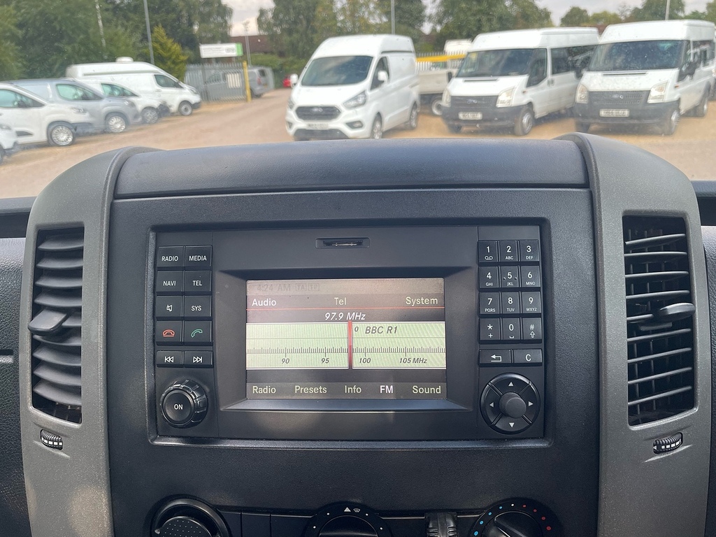 Volkswagen Crafter Panel Van 2.0 Tdi Bluemotion Tech Cr35 L2 H3 Silver #14