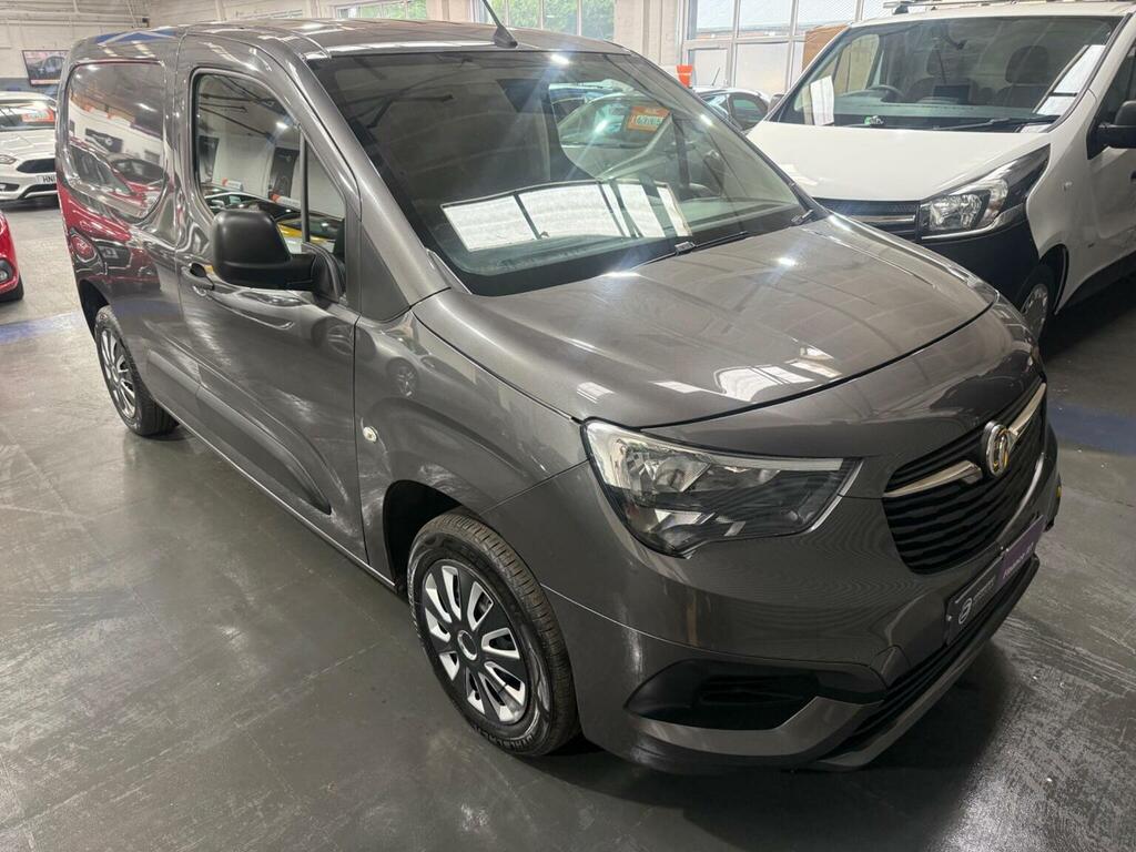 Vauxhall Combo 1.5 Turbo D 2000 Sportive L1 H1 Euro 6 Ss VE69KDN Grey #3
