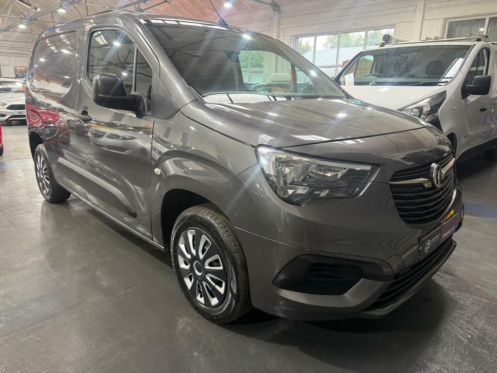 Vauxhall Combo 1.5 Turbo D 2000 Sportive L1 H1 Euro 6 Ss VE69KDN Grey #2