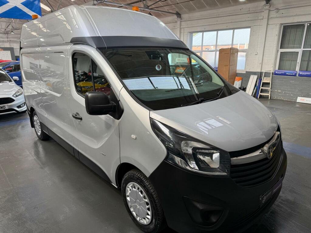 Vauxhall Vivaro Panel Van 1.6 Cdti 2900 Biturbo Ecotec L2 H2 Euro CX67BZR Silver #3