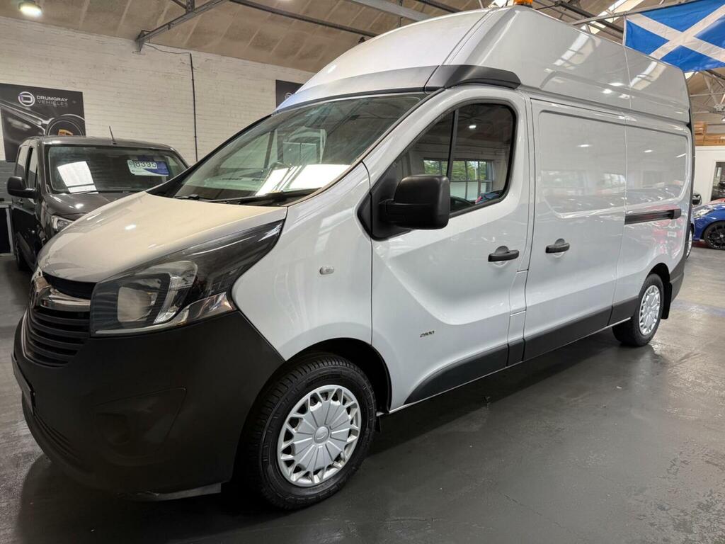Vauxhall Vivaro Panel Van 1.6 Cdti 2900 Biturbo Ecotec L2 H2 Euro CX67BZR Silver #5